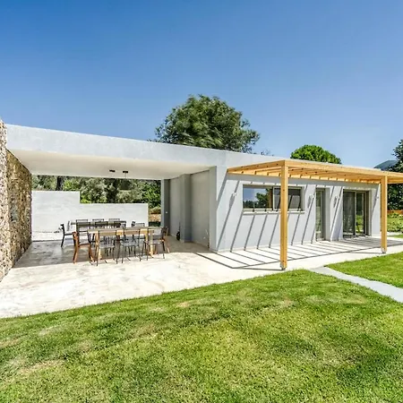 Kumquart Estate-lemon- 4 Bed