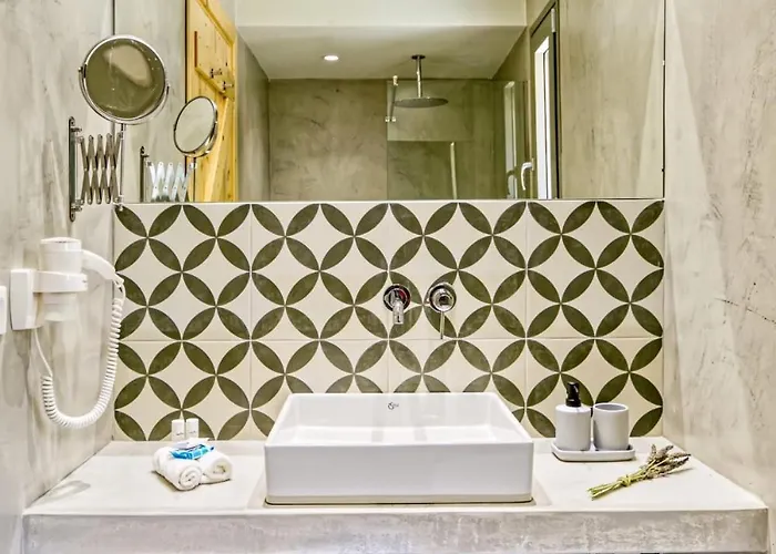 Kumquart Estate-lemon- 4 Bed * Aspiotades