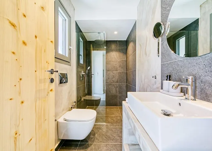 Kumquart Estate-lemon- 4 Bed Apartament *