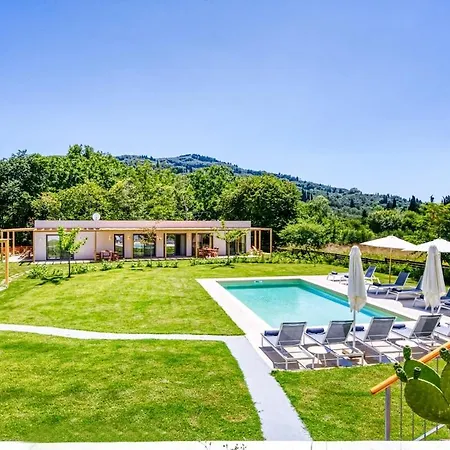 Kumquart Estate-lemon- 4 Bed 公寓