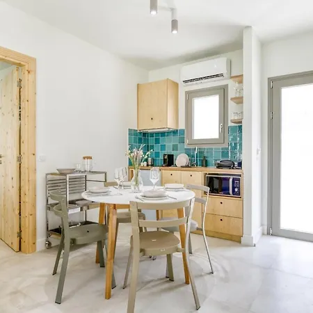 דירה Kumquart Estate-lemon- 4 Bed *