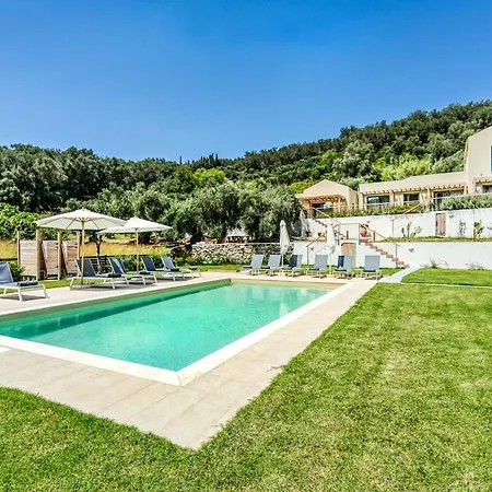 דירה Kumquart Estate-lemon- 4 Bed *