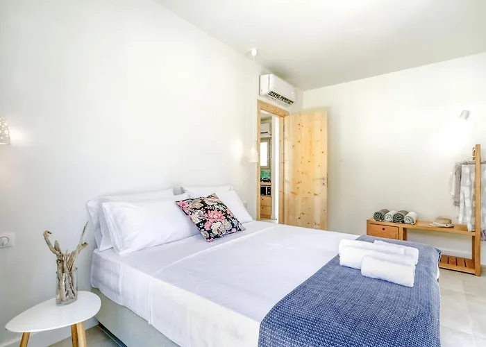 Kumquart Estate-lemon- 4 Bed * Aspiotades